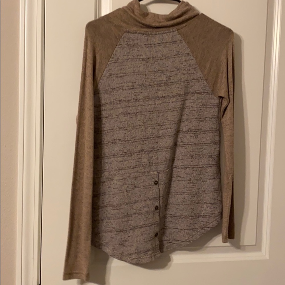 Sweater - Picture 2 of 3